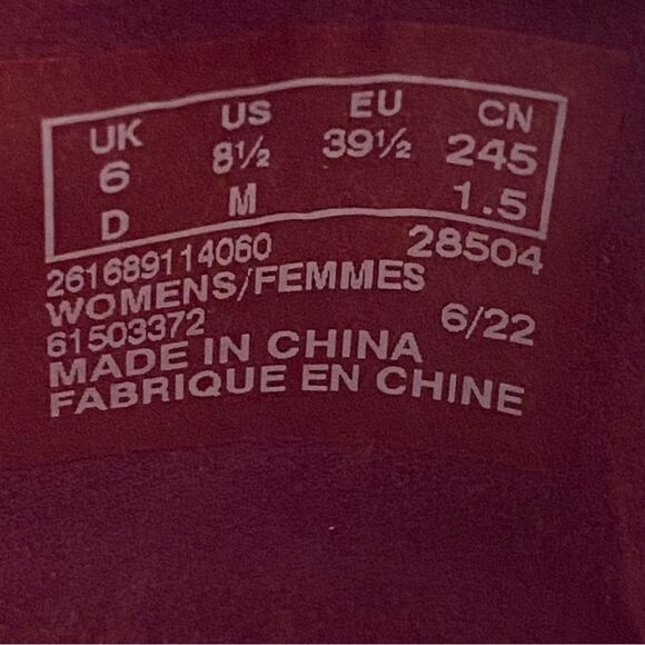 Clarks Cloudsteppers Burgundy Slip Ons Womens Size 8.5 Cushioned Lightweight - Picture 8 of 8